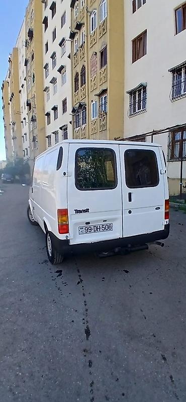 Ford: Ford Transit yük/furqon - Kuzov: ağ rəngli, qısa baza, iki arxa lyuk — 4