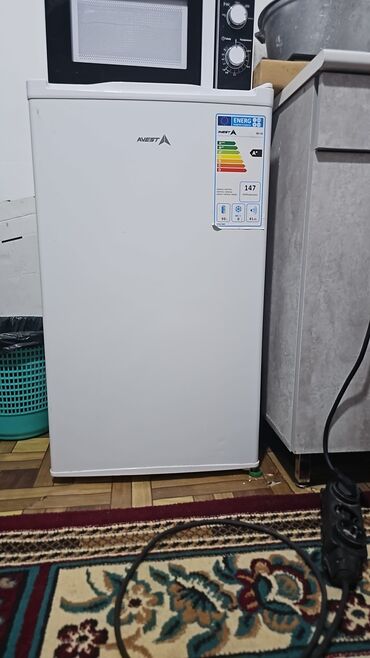 холодильник миний: Муздаткыч Avest, Бир камералуу, De frost (тамчы)