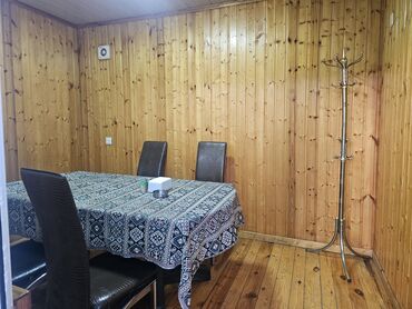 Masa və oturacaq dəstləri: Qonaq otağı üçün, Açılmayan, Dördbucaq masa, 6 stul — 6