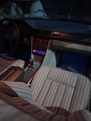 эшик б у: Mercedes-Benz W124: 1990 г., 2.2 л, Бензин, Седан — 7