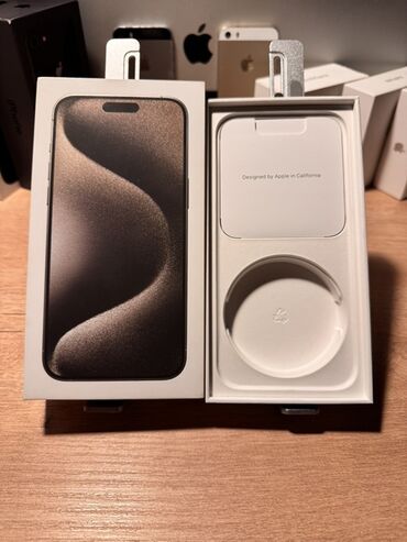 Apple iPhone: Apple iPhone, AirPods, iPod Shuffle qutuları
hərəsinin öz giyməti var — 2