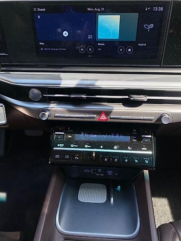 2023: Hyundai Grandeur: 2023 г., 1.6 л, Автомат, Бензин, Седан — 10