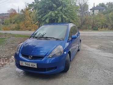 Honda: Honda Fit: 2007 г., 1.5 л, Механика, Бензин, Седан