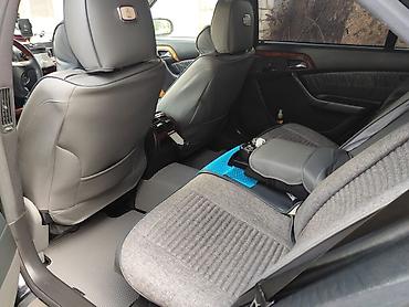320: Mercedes-Benz 320: 3.2 l | 2000 il Sedan — 5