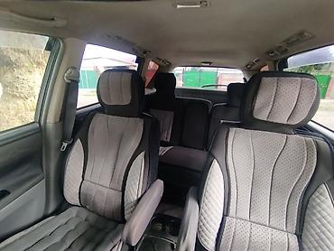 купить термобокс: Toyota Ipsum: 2001 г., 2.4 л, Автомат, Бензин, Минивэн — 7