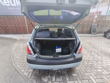 Kia: Kia Rio: 2006 г., 1.4 л, Механика, Бензин, Хэтчбэк — 16