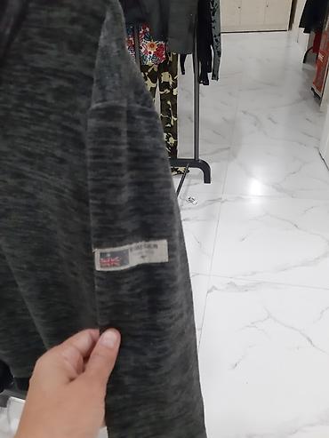 Другая женская одежда: Набор женской одежды 1) Джинсовый комбинезон: - Светло- и — 28