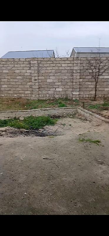 Otaqların uzunmüddətli kirayəsi: Satilir– geniş, işıqlı otaq Xüsusiyyətlər: - Taxta tavan və döşəmə — 10