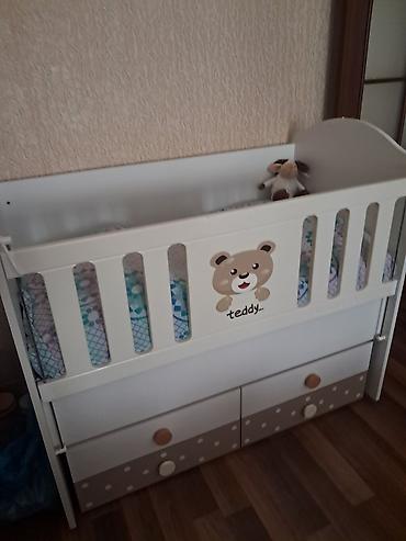 teddi: Uşaq kravatı + kolyaska - Kravat: ağ rəngdə, ön paneldə “teddy” — 1
