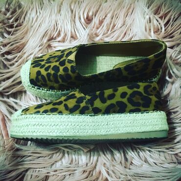 Makasin və loferlər: Ölçü: 37, rəng - Qəhvəyi, İşlənmiş -da lalafo.az — 9 Makasin və loferlər: Ölçü: 37, rəng - Qəhvəyi, İşlənmiş — 9