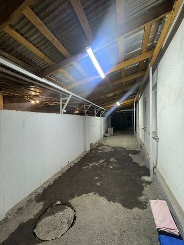 сдаю дом от собственника: 55 м², 3 комнаты, Подвал, погреб, Забор, огорожен