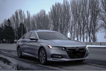 Honda: Honda Accord: 2018 г., 2 л, Вариатор, Гибрид, Седан — 21