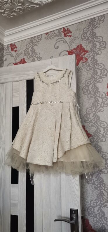 ziyafət donlar: Детское платье цвет - Белый