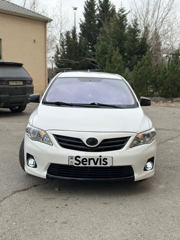 tayota carolla: Toyota Corolla: 1.8 l | 2011 il Sedan