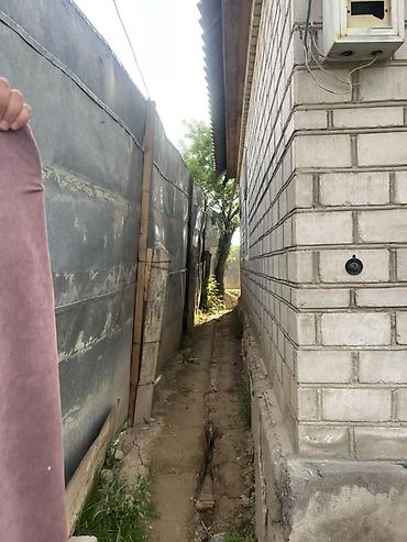 Продажа коттеджей и домов: Земельный участок с домом (индивидуальное жилищное строительство) — 8