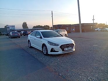 Hyundai: Hyundai Sonata: 2018 г., Автомат, Бензин, Седан — 5