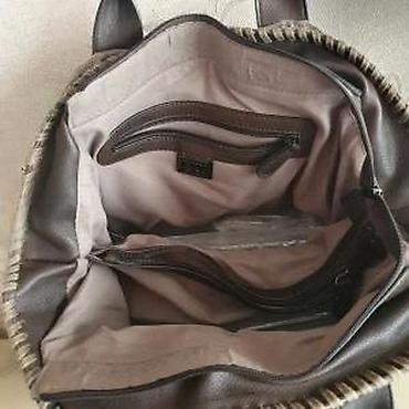 Kompleti: 1.LOOKAT TORBA, DIVNA, 2. COLLISTAR TASNICA I 2 NESESERA | 1 — 20