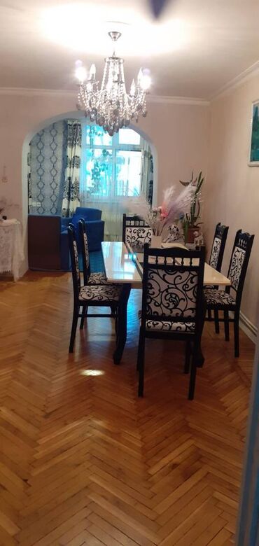 Uzunmüddətli kirayə mənzillər: Yasamal rayonu,3 saylı asan xidmət ilə üzbəüz,5 mərtəbənin,3-cü — 4