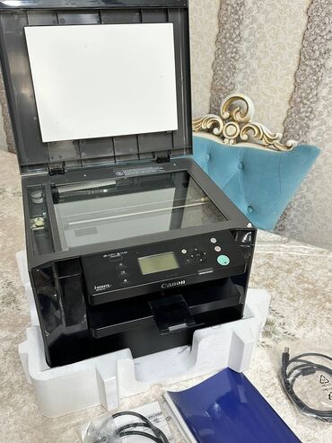 printer a3: Printer işlək vəziyyətdədir. Heç bir problemi yoxdur. Ofis bağlandığı