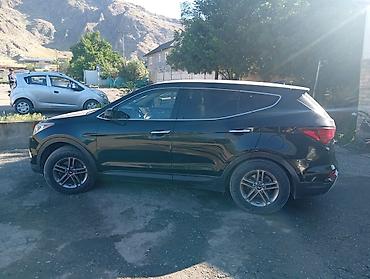 Hyundai: Hyundai Santa Fe: 2017 г., 2.4 л, Бензин — 8