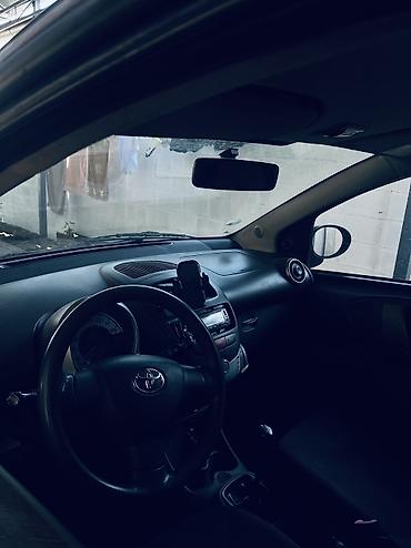 argb controller: Toyota Aygo: 2010 г., 1 л, Механика, Бензин — 7