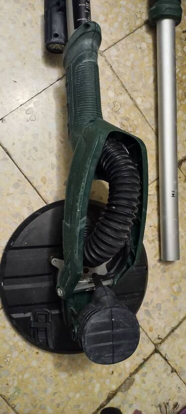 Ostali molersko građevinski alati i oprema: Na prodaju polovna žirafa Parkside PWDS 920 B2 za delove. Kupljena — 3