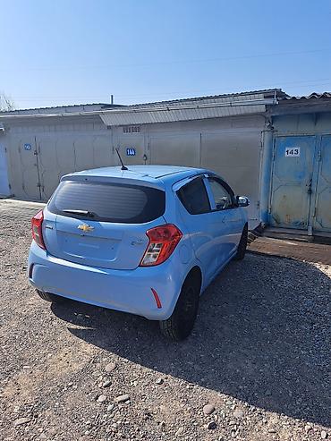 e klass: Chevrolet Spark: 2016 г., 1 л, Вариатор, Бензин, Хэтчбэк — 4