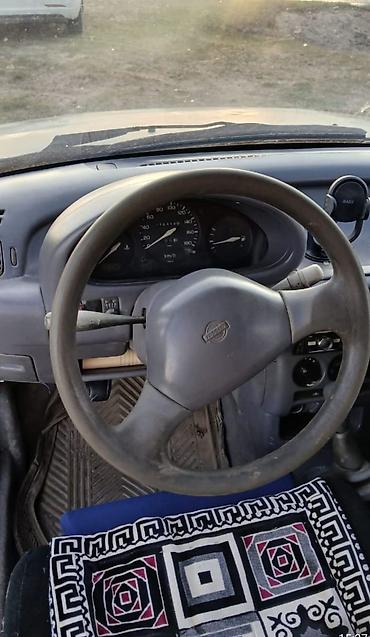 урал матасыкыл: Nissan Micra: 1993 г., 1 л, Кол менен иштөөчү, Бензин, Хетчбек — 3