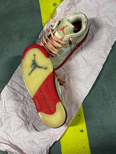 кроксы 42: Эркектердин кроссовкасы, 43, Air Jordan, Жаңы, түсү - Кызгылт, Өзү алып кетүү, Акылуу жеткирүү — 4
