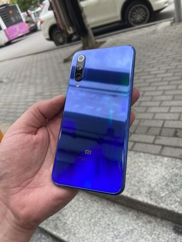 iphone se qiymet: Xiaomi Mi 9 SE, 64 ГБ, цвет - Синий