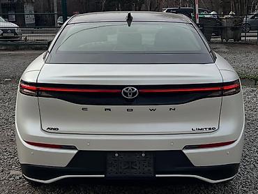 Toyota: Toyota Crown: 2023 г., 2.5 л, Гибрид, Кроссовер — 5