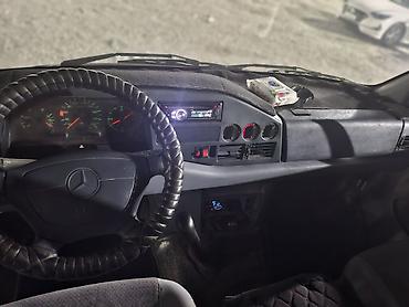 Mercedes-Benz: Mercedes-Benz Спринтер: 1999 г., 2.9 л, Механика, Дизель, Фургон — 18