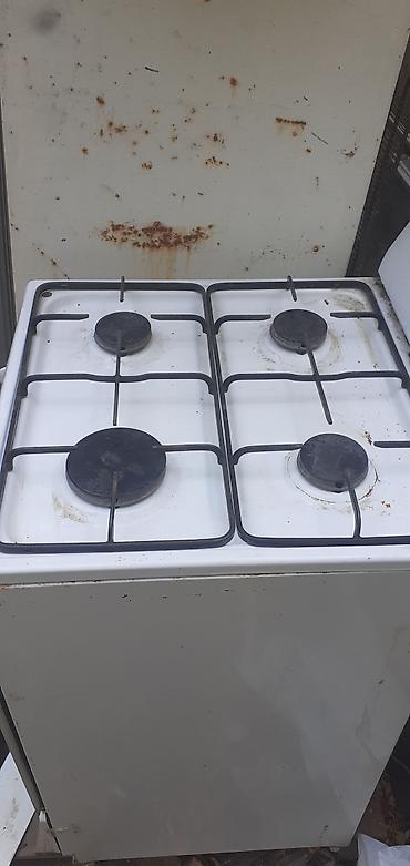 Plitələr və bişirmə panelləri: Druzhkovka qaz plitəsi və soba - 4 qaz ocağı: iki standart, bir kiçik — 2