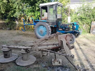 traktor kotanı: Mator yeni yığılmış saz vəziyyətdədir.heç bir problemi yoxdur.kapot