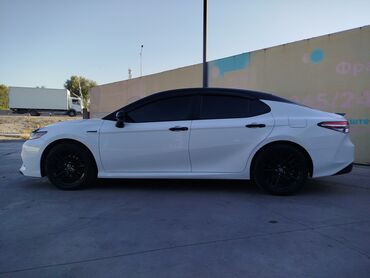 тайота камри 55 европеец: Toyota Camry: 2018 г., 2.5 л, Гибрид, Седан