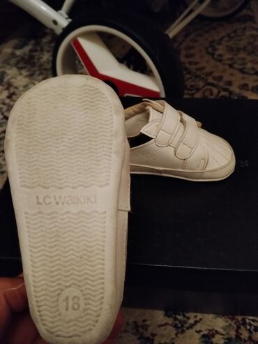 Uşaq ayaqqabıları: Çoxu tezekimidi təcil satılır köçlə bağlı ölçü 21_23_24 sapaki brend — 9