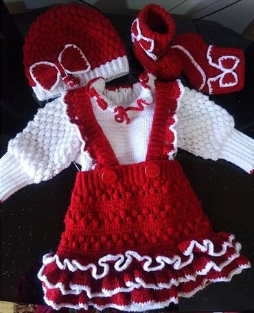 Dəstlər: Qırmızı-ağ rəng palitrasında əl ilə toxunmuş körpə geyim dəstləri - — 19