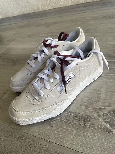 on cloud: Мужские кроссовки, 40, Reebok, Новый, цвет - Бежевый — 1