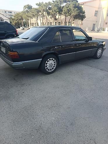 muhərrik yastığı: Mercedes-Benz E 220: 2.2 l | Sedan — 4