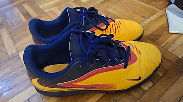 kampovanje sto: Vel 34,(21.5cm)Nike patike za fudbal u dvorani (futsal/indoor), niskog — 2