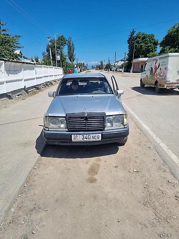 авто химии: Mercedes-Benz W124: 1990 г., 2.6 л, Автомат, Бензин, Седан — 7
