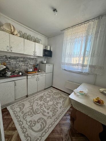 индивидуалки г новосибирск: 1 комната, 35 м², Индивидуалка, 4 этаж, Косметический ремонт