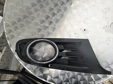 Karoserija: REŠETKA BRANIKA VW RENAULT FORD ORIGINAL | Original mislim da je — 2