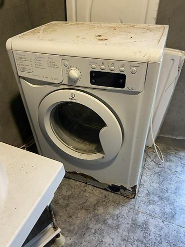 Ремонт техники: Məişət texnikası və santexnika dəsti - Paltaryuyan maşın: Indesit — 1