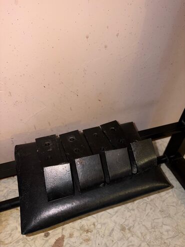 Turniklər və bruslar: Universal turnik–parallel qollar–qarn pressi üçün divar trenajoru — 9