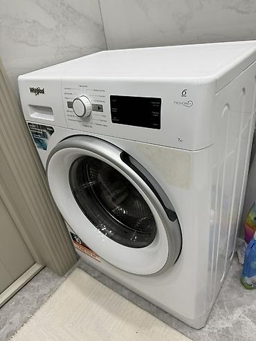 kitchen aid: Стиральная машина Whirlpool с фронтальной загрузкой, серия 6th Sense — 1