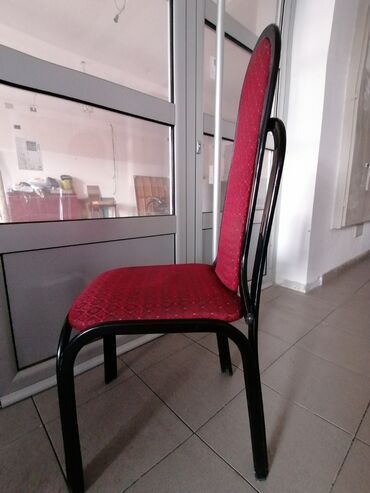 Setovi stolova i stolica: Okrugli kafe/ugostiteljski sto sa metalnom bazom + stolice - Sto — 11