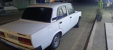 VAZ (LADA): VAZ 2107 sedan – ağ rəng, 4 qapı, arxa ötürücülü klassik model — 5