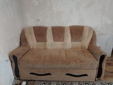 işdənmiş divan: Divan, İşlənmiş