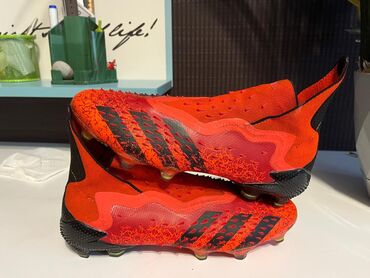 Butslar: Butslar Adidas, Ölçü: 42, Yeni